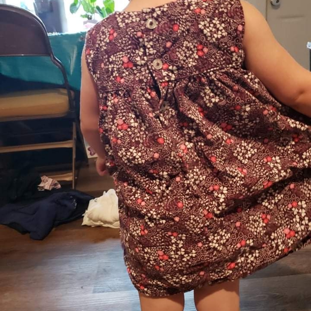 Too small - Picture 4 of 4